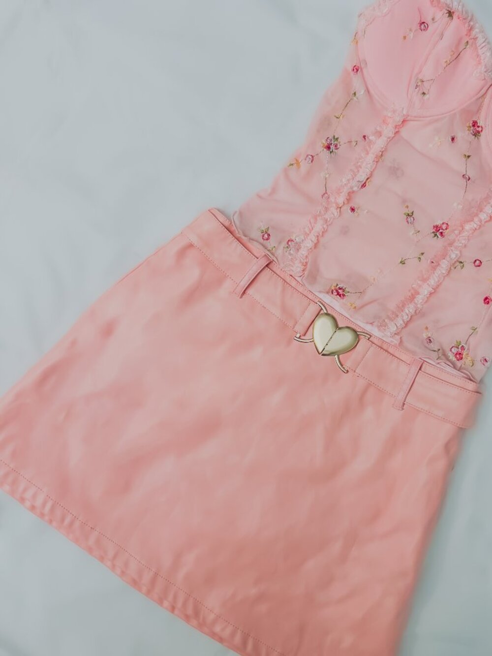 Sugar Thrillz Dolls Kill Make Em Pay Faux Leather Mini Skirt Pink Heart sz M NWO
